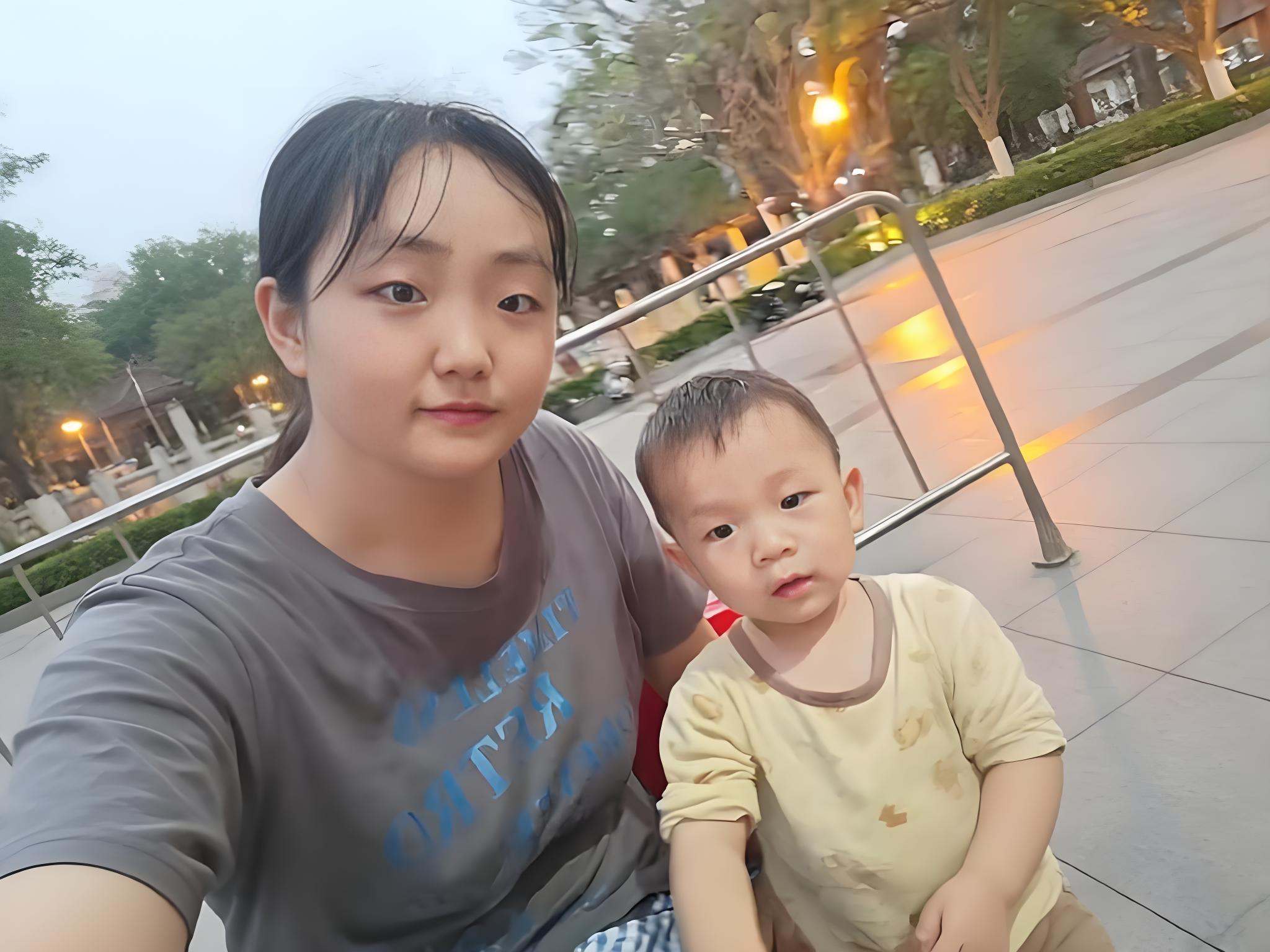 青春不设限!00后大学生转行育婴师,用专业解锁新职业