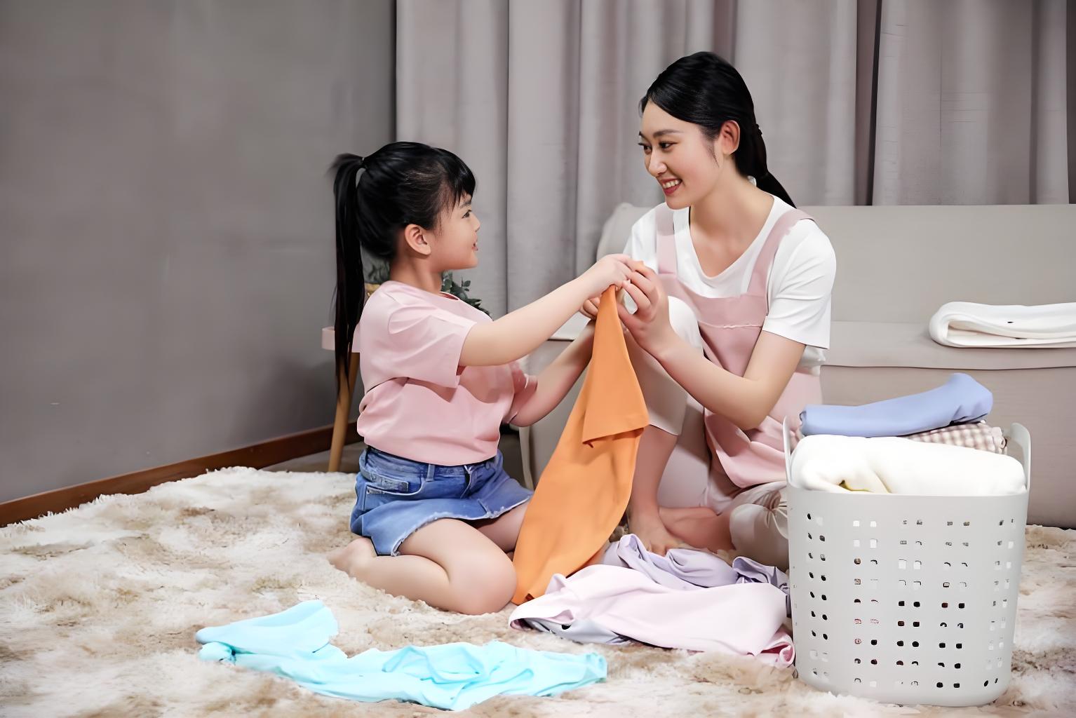 月嫂、育婴师、催乳师，到底哪个收入高？